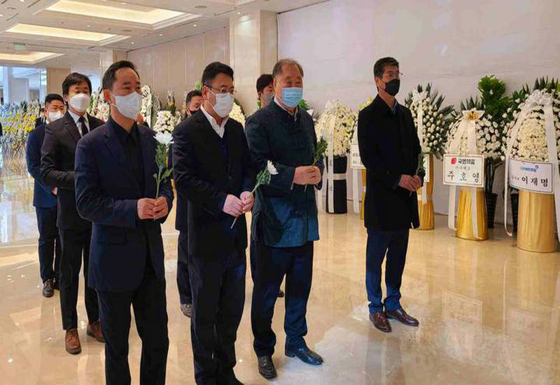 众多在韩中国侨胞悼念江泽民主席 众多在韩中国侨胞悼念江泽民主席