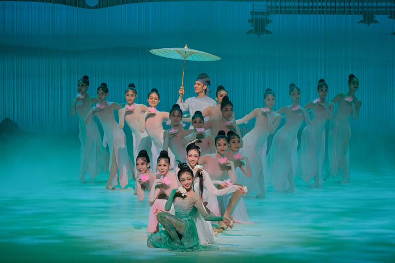 芭蕾舞剧《白蛇传》回归羊城 用“足尖艺术”再现中国爱情传说