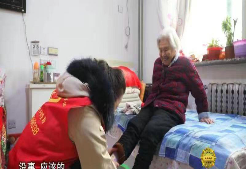 十二年的坚持诠释善行与大爱 担当与奉献衡水市道德模范郜振蕊公益路上永不止步 十二年的坚持诠释善行与大爱 担当与奉献衡水市道德模范郜振蕊公益路上永不止步