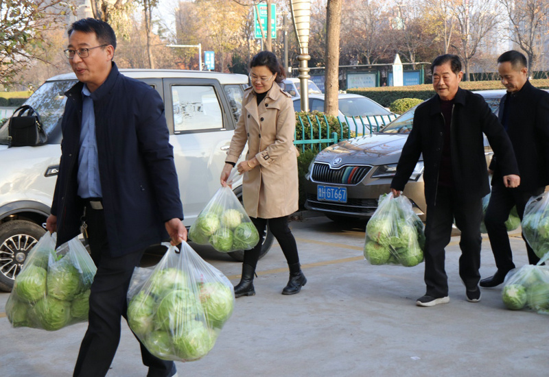 “消费帮扶 爱心助农”公益活动进行中 “消费帮扶 爱心助农”公益活动进行中