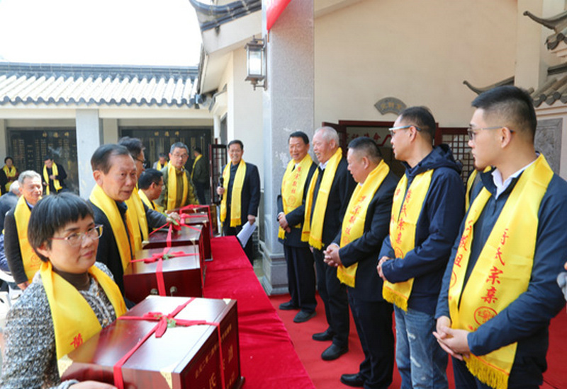 江苏溧阳蒋氏在小东荡初心堂举行祭祀祭祖颁谱仪式 江苏溧阳蒋氏在小东荡初心堂举行祭祀祭祖颁谱仪式
