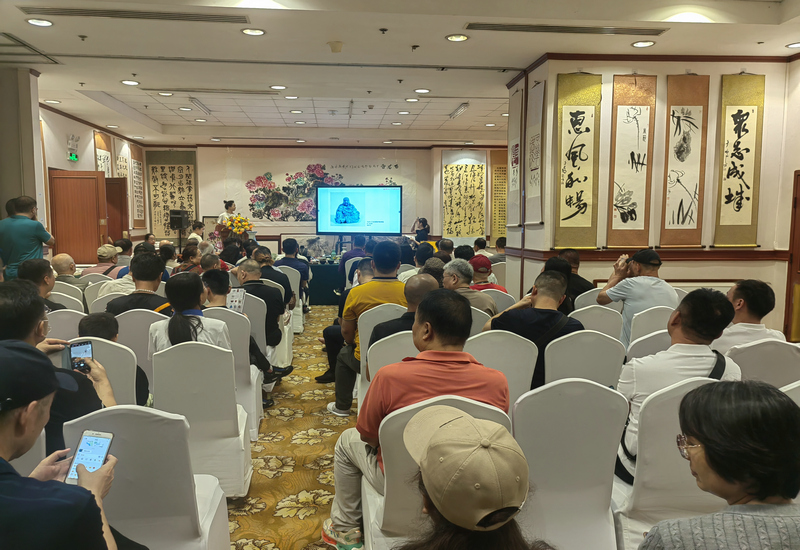 “瑞龙腾跃、瀚墨盛世”齐白石门人书画艺术品鉴活动在深圳市罗湖区富临国际大酒店隆重举办! “瑞龙腾跃、瀚墨盛世”齐白石门人书画艺术品鉴活动在深圳市罗湖区富临国际大酒店隆重举办!