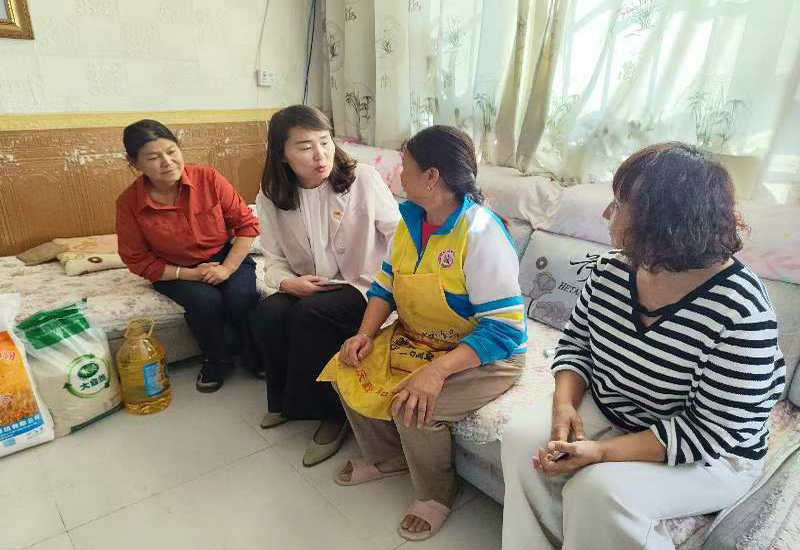 浓浓中秋情 慰问特扶家庭暖人心 浓浓中秋情 慰问特扶家庭暖人心