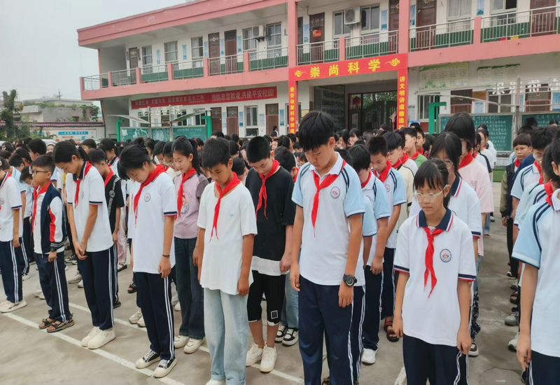 铭记历史 勿忘国耻 ——叶县任店镇瓦店学校举行纪念“九一八”主题升旗仪式 铭记历史 勿忘国耻 ——叶县任店镇瓦店学校举行纪念“九一八”主题升旗仪式