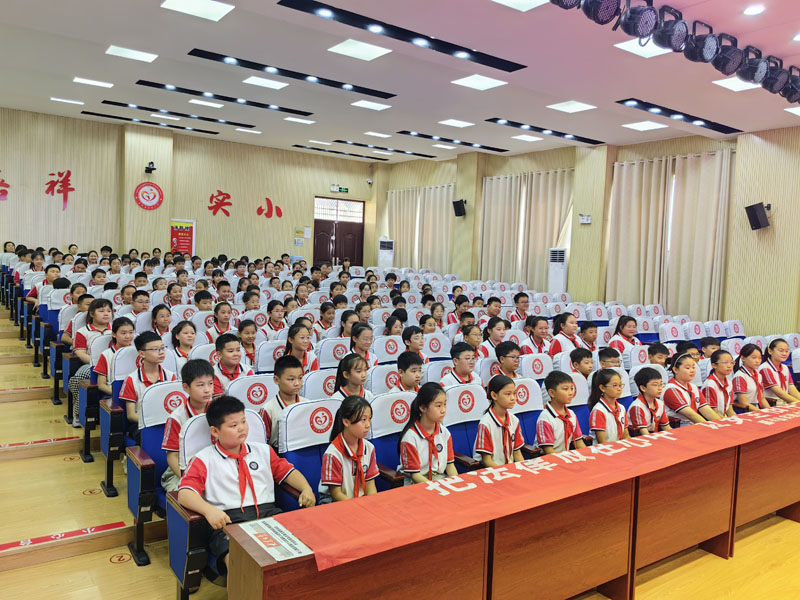 嘉祥县实验小学演武路校区:普法教育进校园 知法守法护成长 嘉祥县实验小学演武路校区:普法教育进校园 知法守法护成长