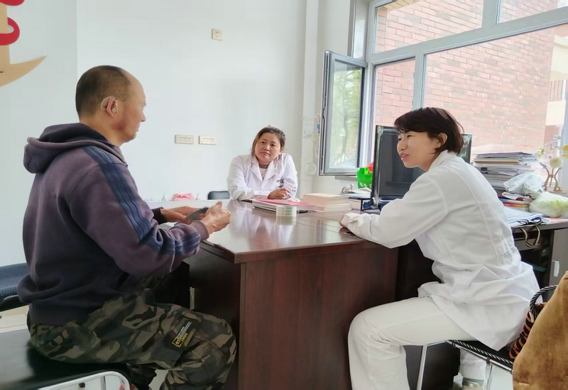 “粽”情暖人心,公益谱新篇——黑龙江省佳木斯市东风区端午爱心行动 “粽”情暖人心,公益谱新篇——黑龙江省佳木斯市东风区端午爱心行动