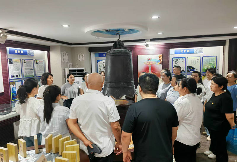 和硕县卫健委党员干部走进廉政警示教育基地开展警示教育活动 和硕县卫健委党员干部走进廉政警示教育基地开展警示教育活动