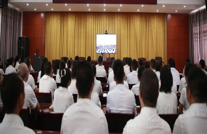 黎平县组织收看纪念中国人民抗日战争暨世界反法西斯战争胜利80周年大会直播