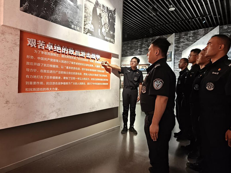 库尔勒市公安:别样“党建套餐”纪念抗战胜利80周年 库尔勒市公安:别样“党建套餐”纪念抗战胜利80周年