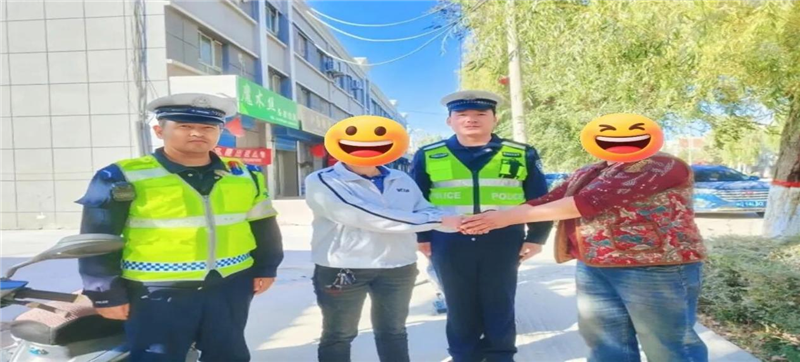 ��ì��˫������Ĭ�ˣ��Ӷ��ɳ����ġ�����������ع⣬�����𾪣�