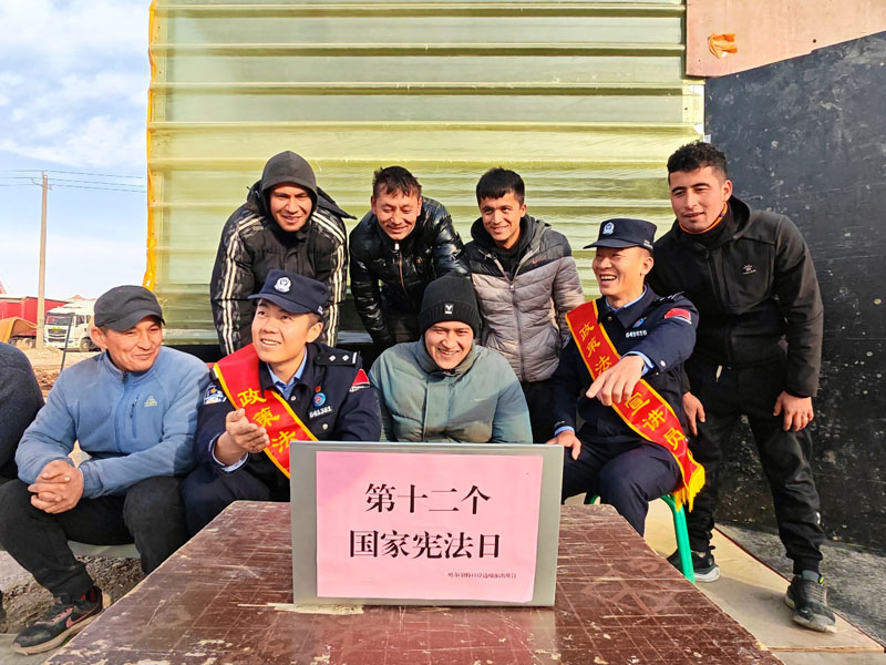 宪法宣传进辖区 法治思想入人心