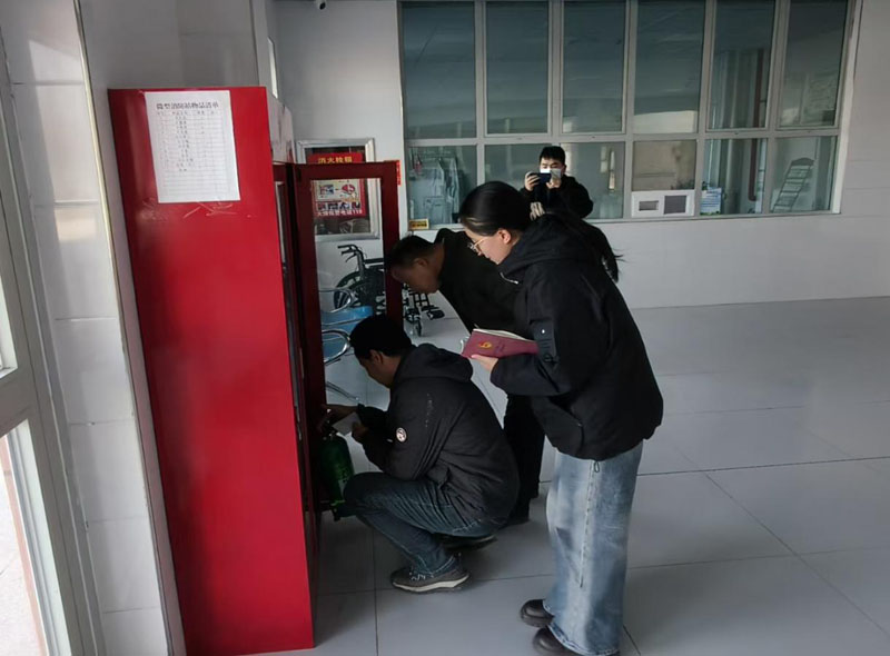 叶城二牧场平安办联合多部门开展安全生产专项排查