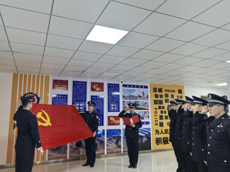 �¶����ؿڰ��߾��ɳ�����չ���ҹ����ռ���