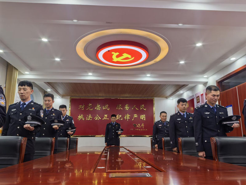 �¶����ؿڰ��߾��ɳ�����չ���ҹ����ռ���