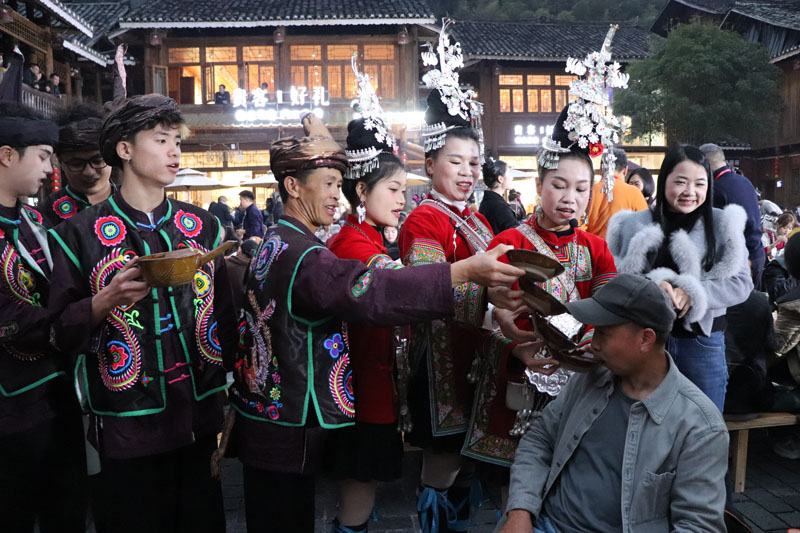 ������������Σ����˶�կ�ô�ͳ�Ļ����� ʱ������