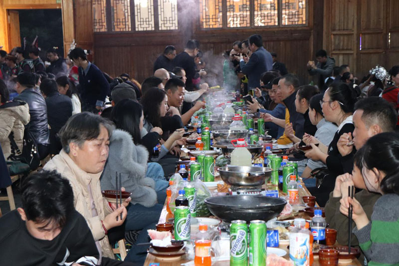 ��ƽ���ˣ��ټ��缤��ҹ���� ����������+��������·��