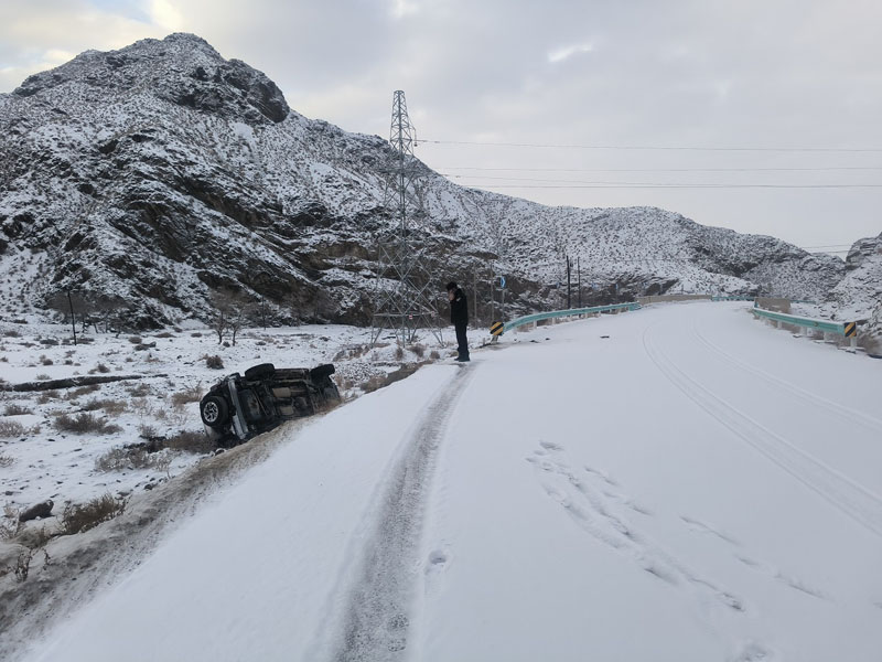 �½���˶������ѩ���پ�Ԯ ����Я������ů����