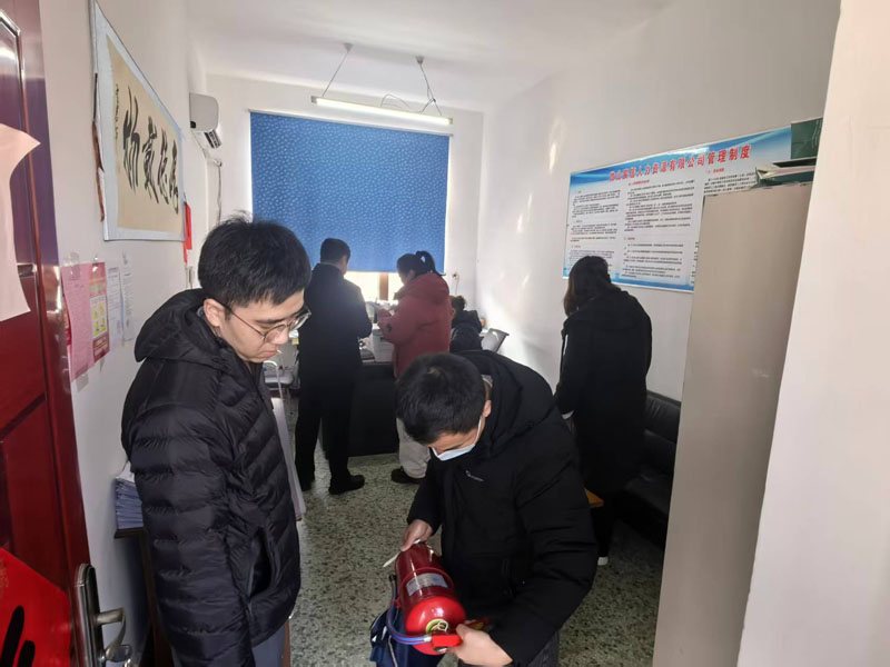 微山县人社局开展春节前安全检查工作