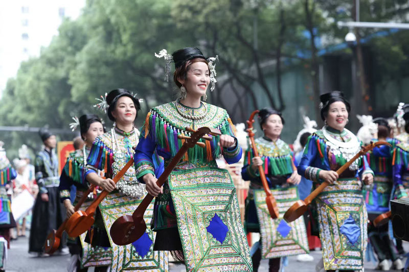 ��ƽ�����衱��Ȧ���������Ļ�Ϊ�� ��������ں����˻���