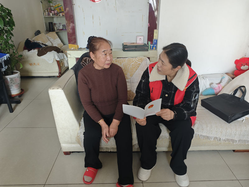 �����򣺽����շ������ Ȩ�汣��ů����