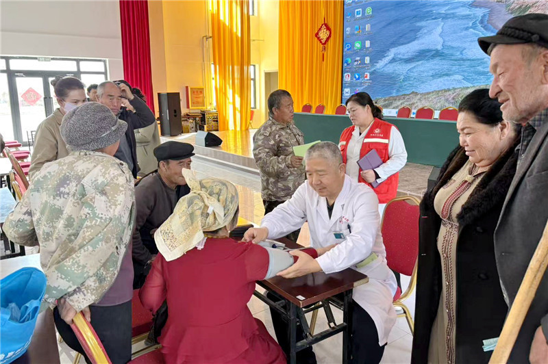 ������������  �������ů����