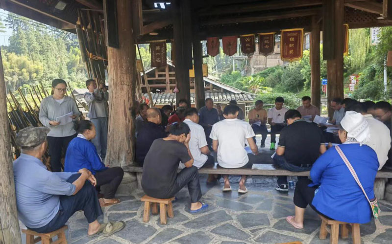 ��ƽ�أ�����Լ������ ������������ͼ��