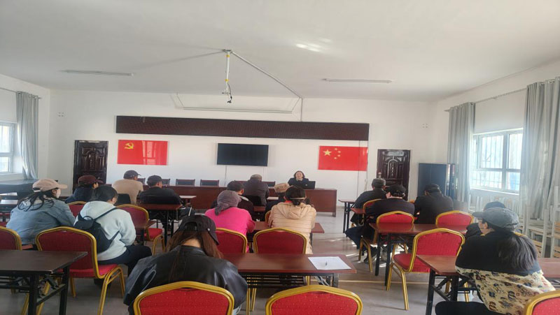 乃仁克尔乡:畜牧培训“充电”忙 牧民增收有保障