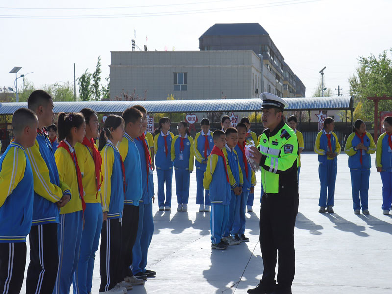 ��˶����������ʽ����Ϊѧ�����ϡ�ƽ���������