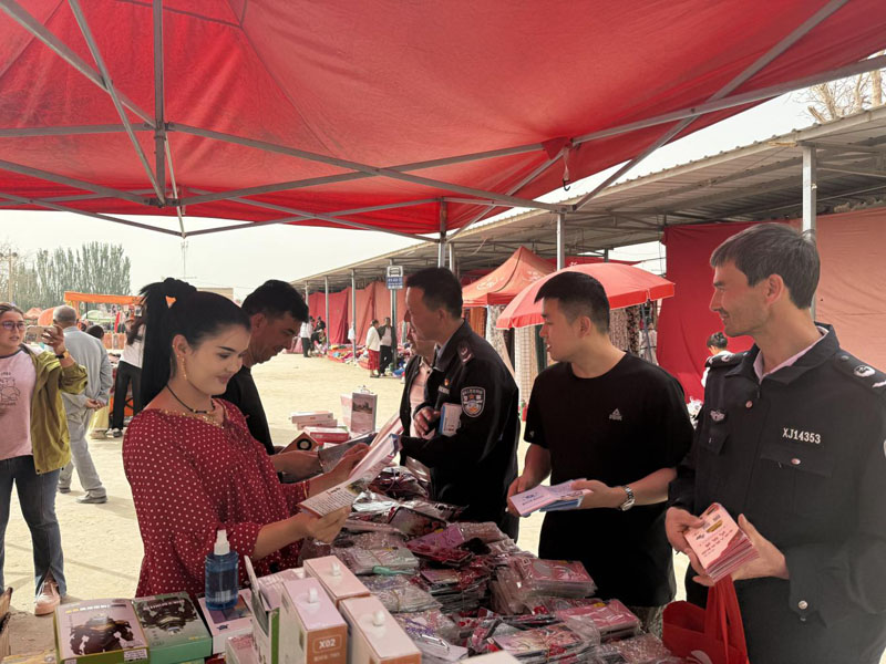 美好生活・民法典相伴 叶城二牧场扎实开展民法典宣传月活动