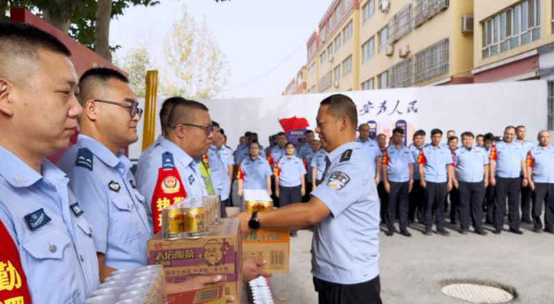 巴楚公安新城派出所:爱警暖警激活力 争先创优树标杆