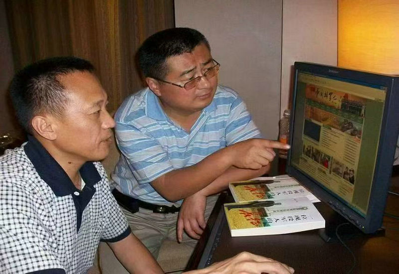 ��ʮ����ֻ��һ���£����´棬һλδ����װ����ữӵ��������·��